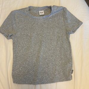 Aritzia TNA cropped Tshirt